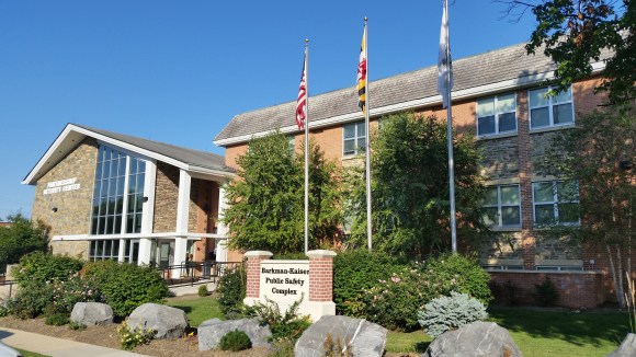 (Photo: Sgt. Don Winstead, Laurel Police Department. Courtesy of policestationpictures.wordpress.com)