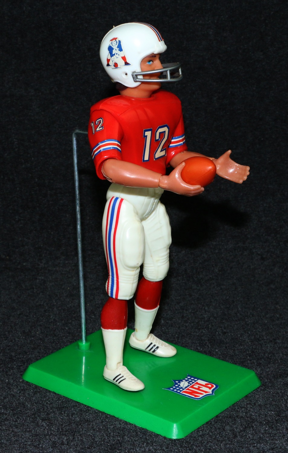 AFSNFLTmMtsPatriots_A180121Large